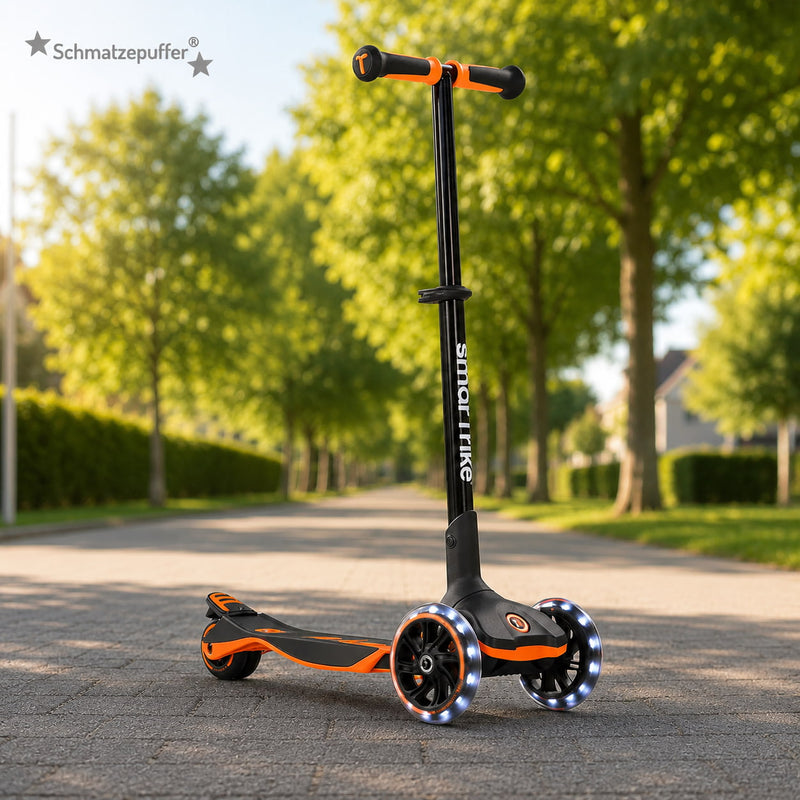 Kinder Scooter für draußen im Einsatz – mitwachsender Roller für Kinder von 3 bis 12 Jahren auf einer Straße bei Sonnenschein